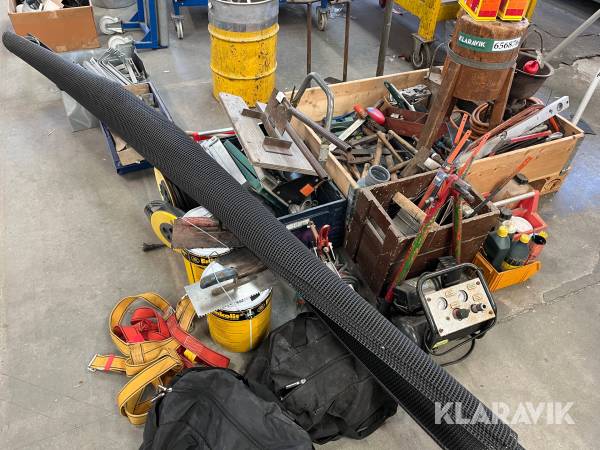 Blikenslager værktøj