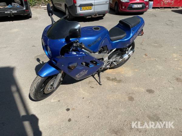 Motorcykel SUZUKI RGSX 400 cc