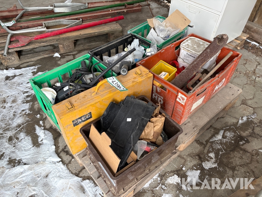 Assorteret værktøj og smådele - 1 palle