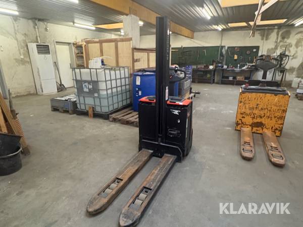 El stabler BT Staxio SWE080L