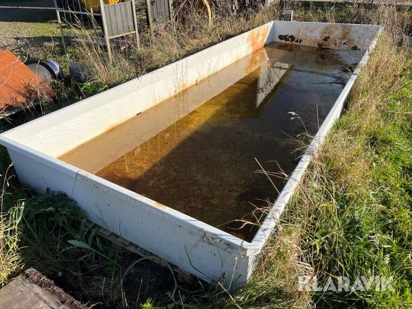 Jern kar 500x180cm med afløbhul