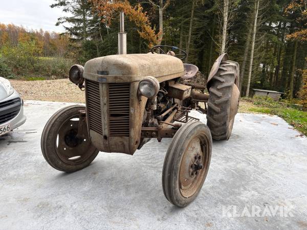 Veterantraktor Ferguson