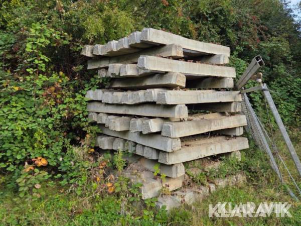 Betonsveller 250 x 30 x 20 cm 28 styk