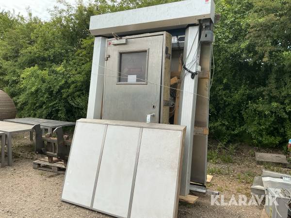Branddør og hurtigluk dør