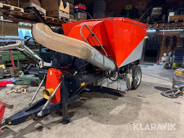 Vacuum Sweeper Trilo S4