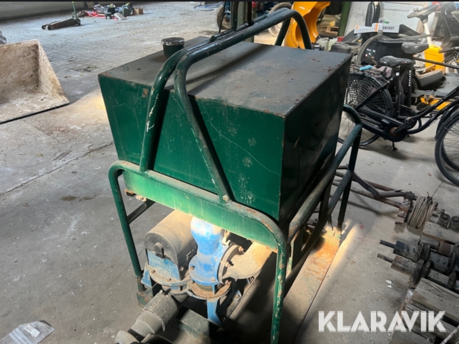 Vandpumpe med dieselmotor Hatz