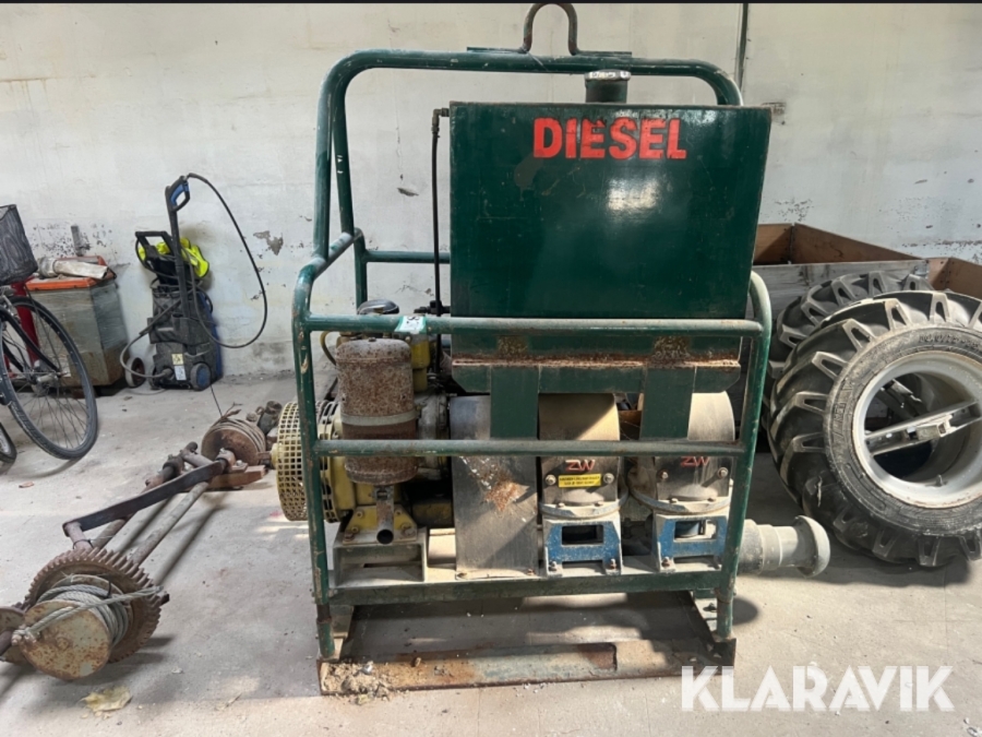Vandpumpe med dieselmotor Hatz