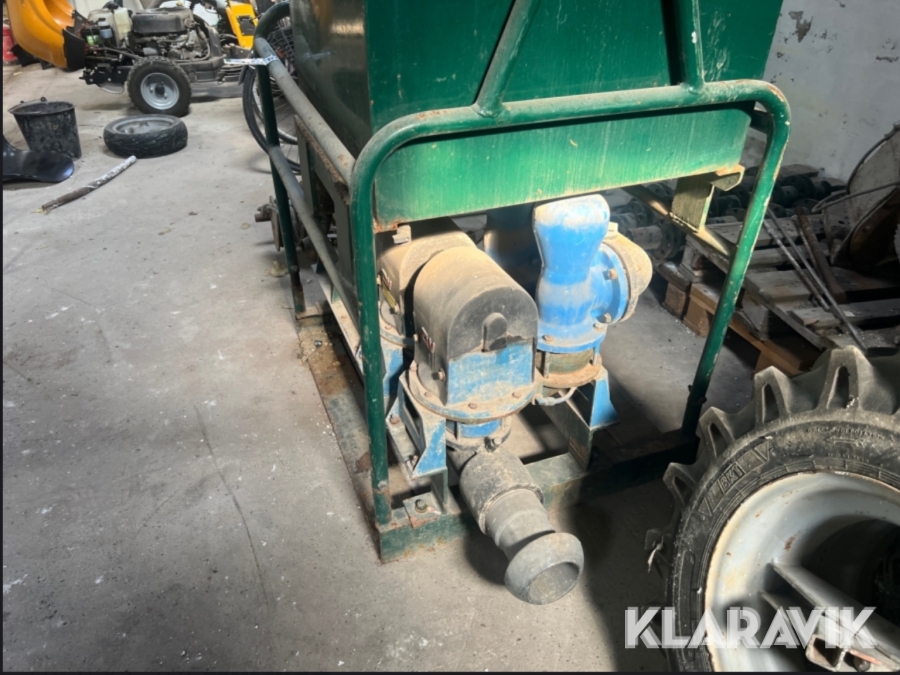 Vandpumpe med dieselmotor Hatz