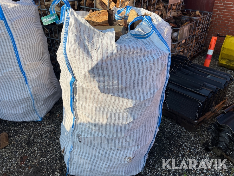 Kløvet brænde ask i bigbag - 1 styk