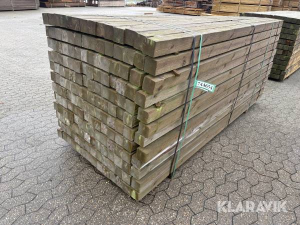 Trykimprægnerede stolper 168 styk