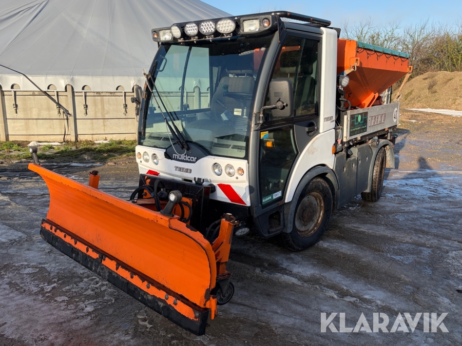 Redskabsbærer Multicar Tremo Carrier WMU2X5 med sneplov, kost og saltspreder
