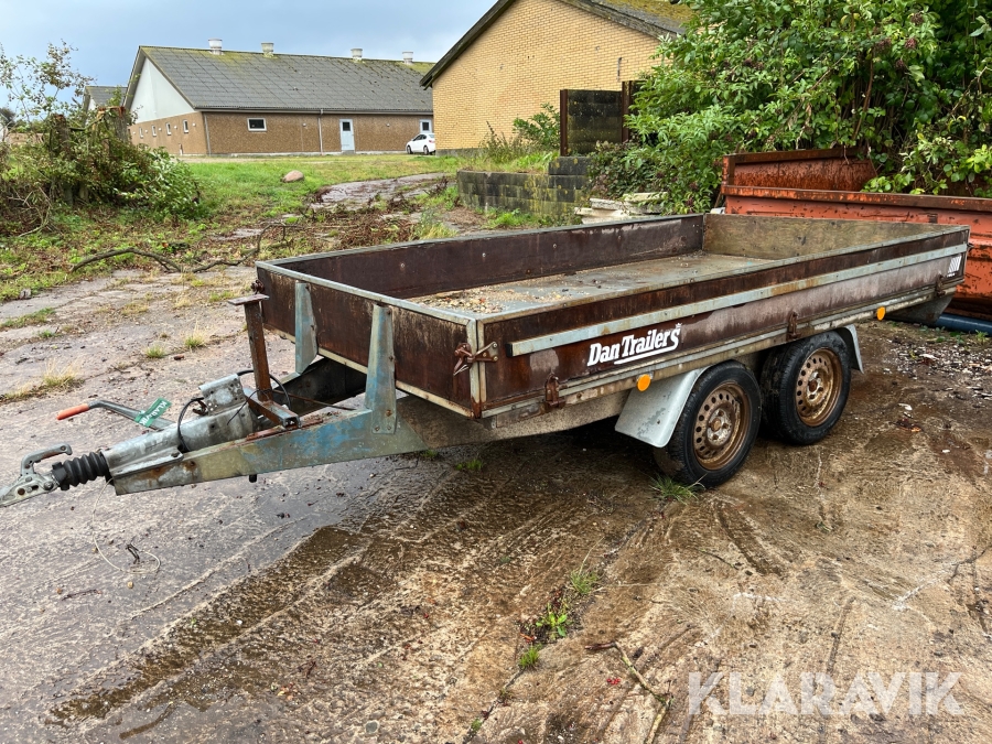 Trailer Dan trailers