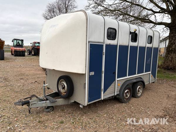 Hestetrailer Ifor Williams HB 610 3500 kg