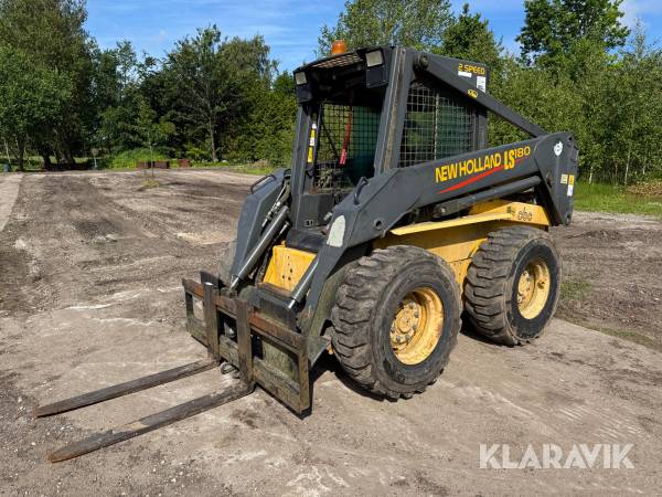Skidsteer New Holland LS180