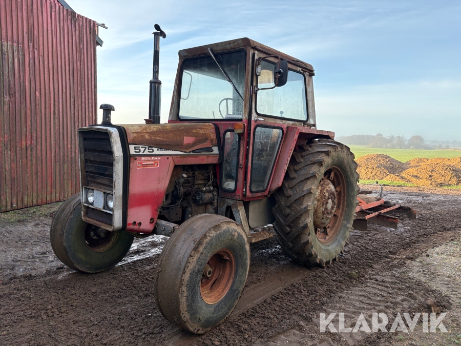 Traktor Massey Ferguson 575