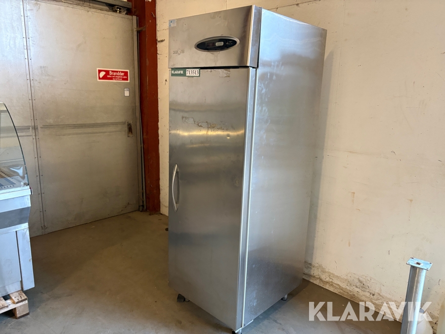 Skabafryser Mercatus M7-700