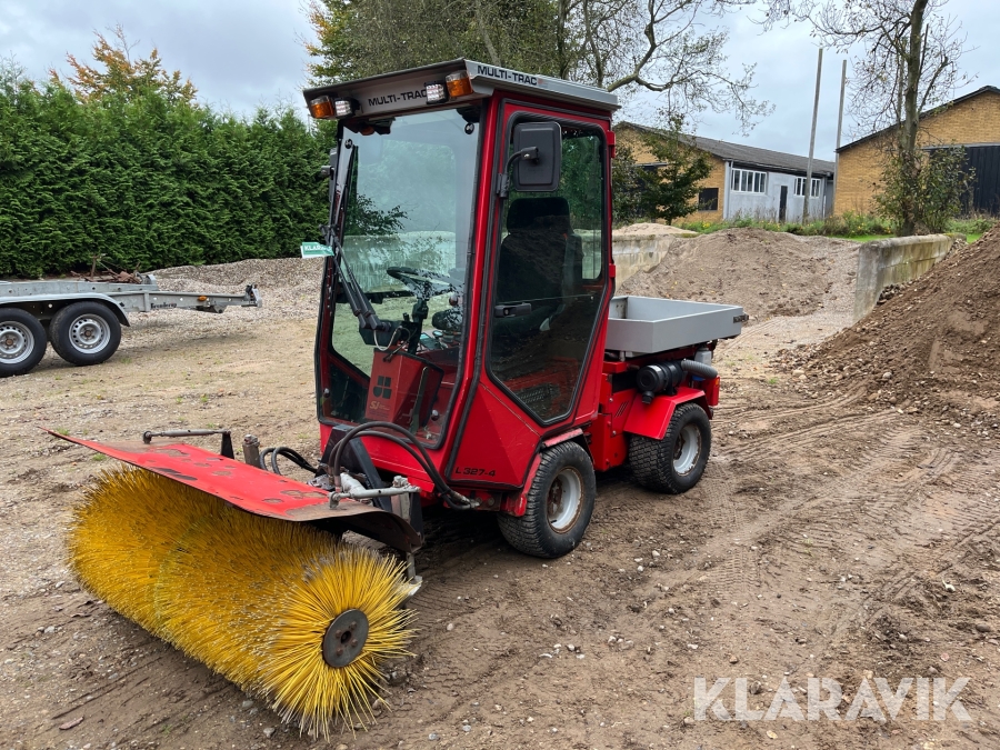 Redskabsbærer Multi Trac L327-4