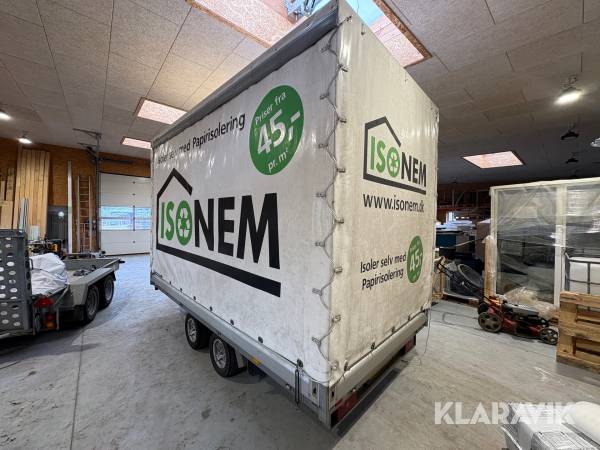 Gardin trailer Unsinn GTP 2636 med isoleringsmaskine monteret