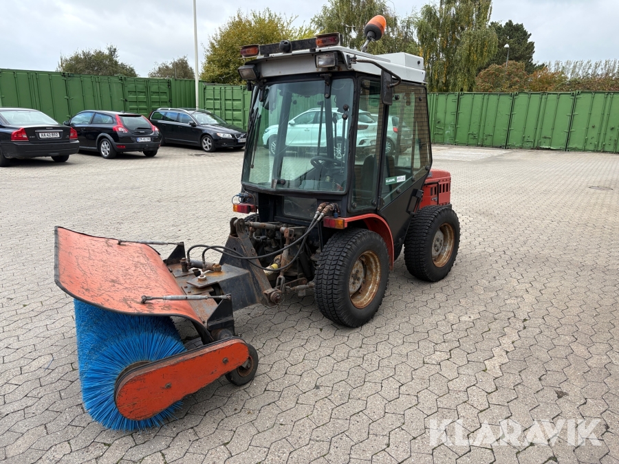 Redskabsbærer Antonio Carraro Bitrac HS serie 16 med klippebord