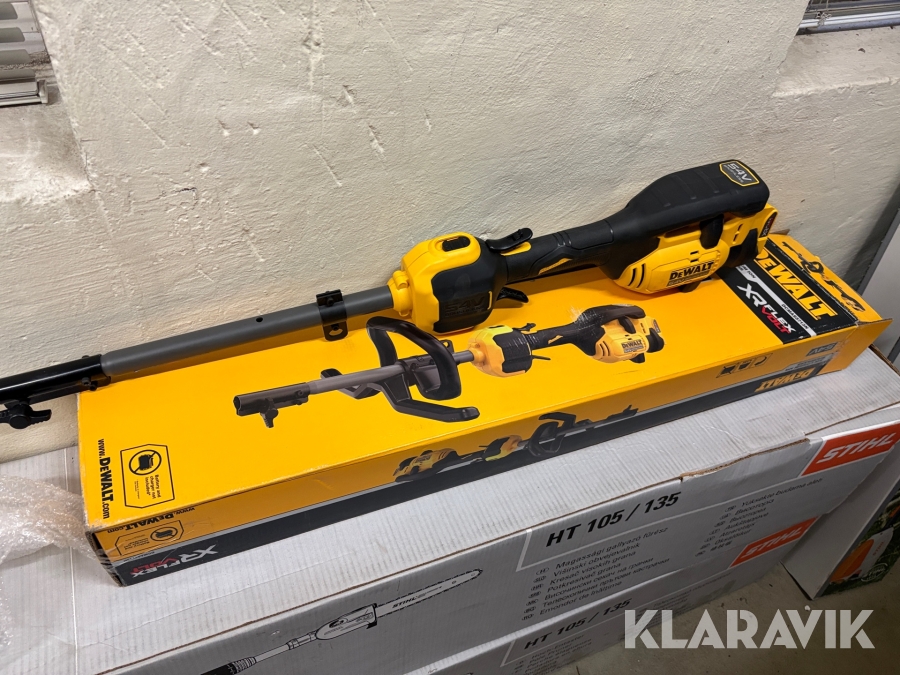 Combi maskine med Dewalt DCMAS5713N 