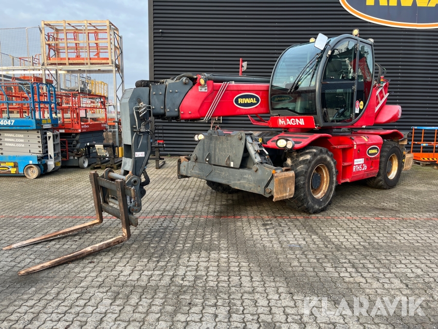 Rotations Teleskoplæsser Magni RTH5.26 med Kurv og Gafler