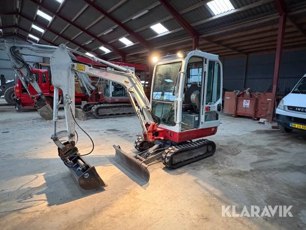 Minigraver Takeuchi Tb016