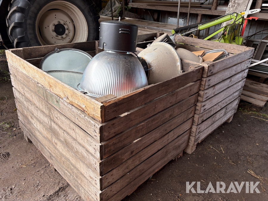 Industri lamper Ridehus lamper