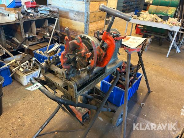 Gevindskæremaskine Ridgid 300 compact 1233 - inklusiv diverse tilbehør