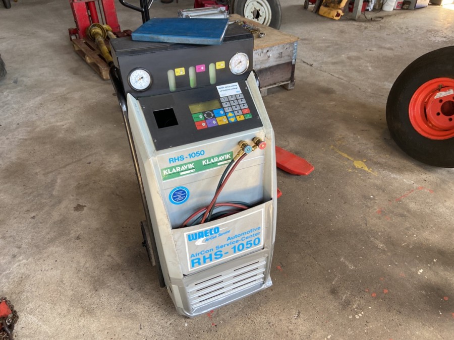 Aircondition påfylder