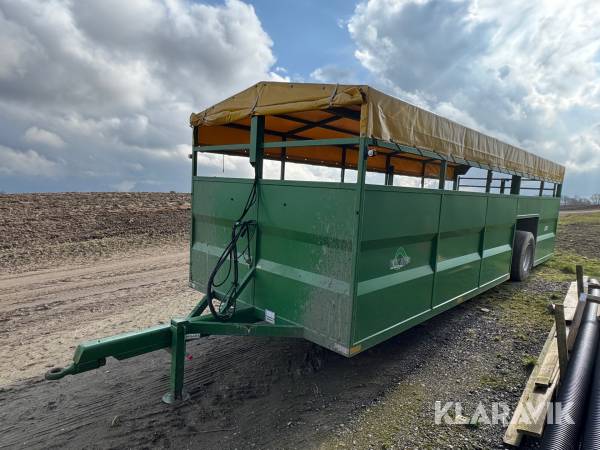 Kreaturvogn Noc Agro L800 Hydraulisk hæve/sænke vogn