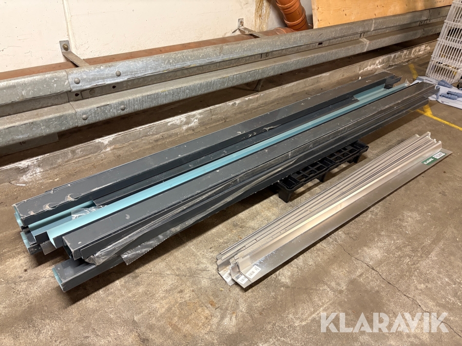 Stål og alu-skinner - 46 styk