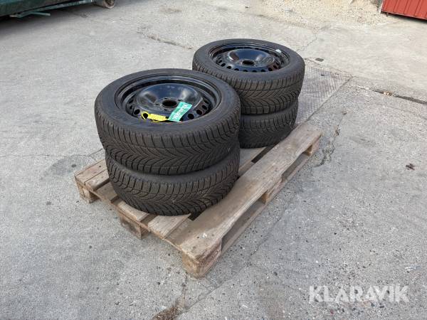 Dæk med fælg Goodyear Ultragrip Ice2
