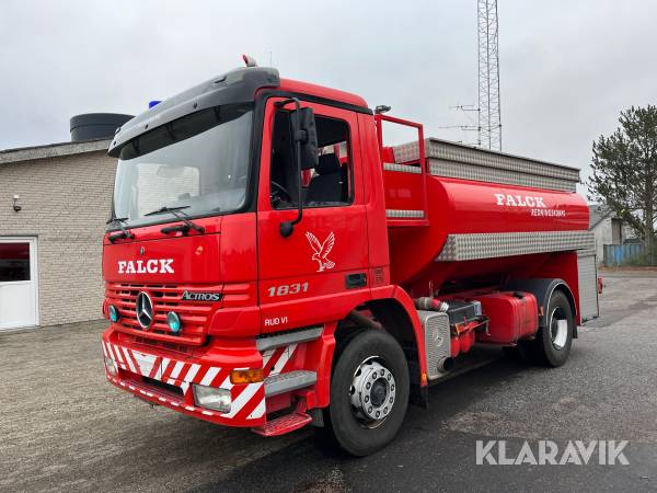 Lastbil Mercedes-Benz Actros