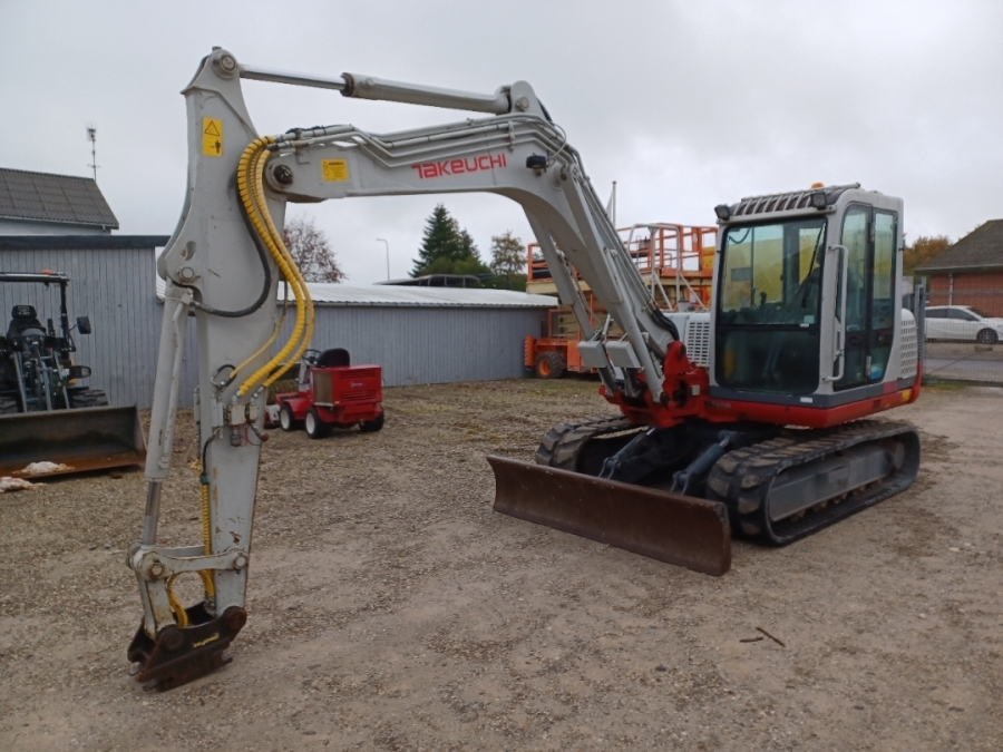 7,5 tons Gravemaskine