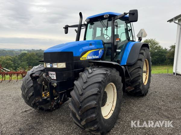 Traktor New Holland TM190