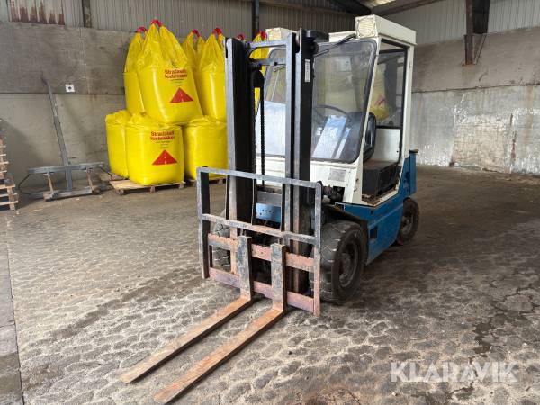 Truck UNI TRUCK BR4896