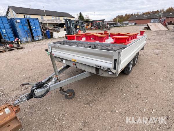 Skiltetrailer Vezeko 204