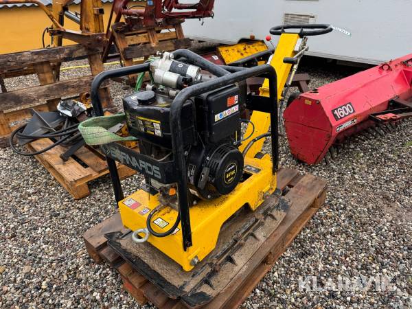 Pladevibrator Benards R1250