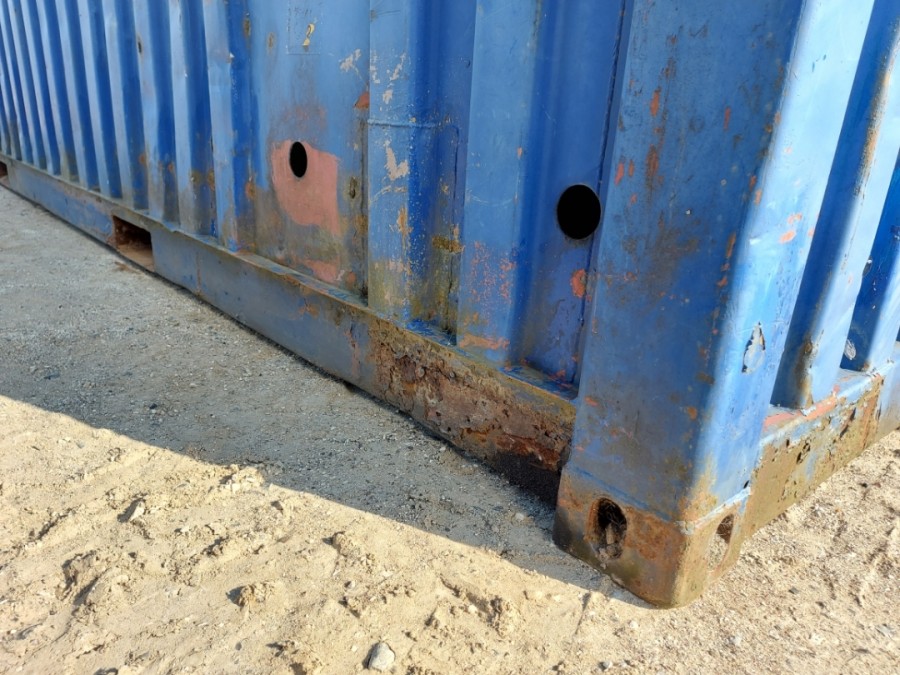 Container med opsamlingskar