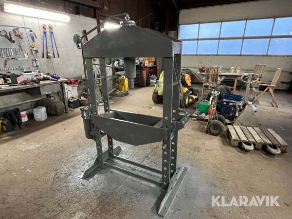 Presser Stenhøj 40 tons