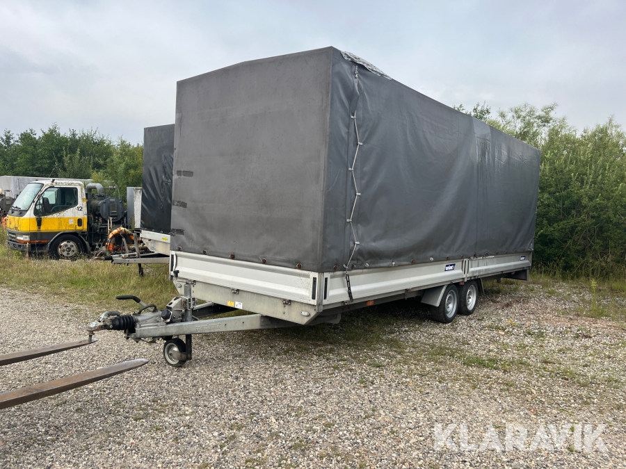 Trailer Variant 3521P6