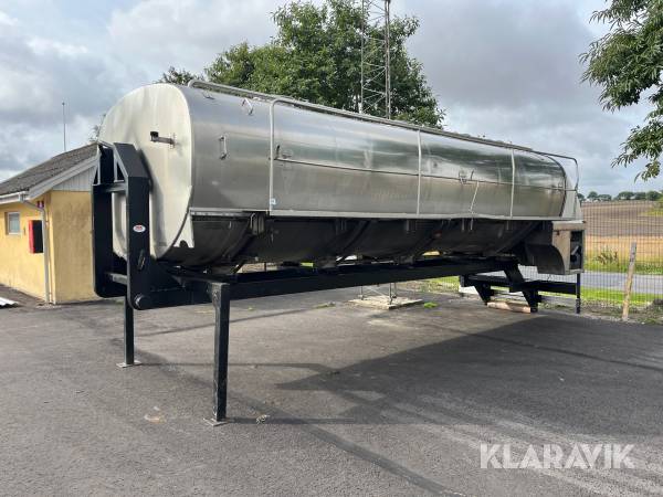 Rustfri tank 20.000 liter til kroghejs - 4 kamre