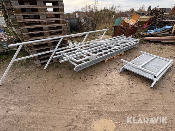 Trappe, repos og gelænder