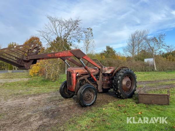 Veterantraktor Massey-Ferguson 35