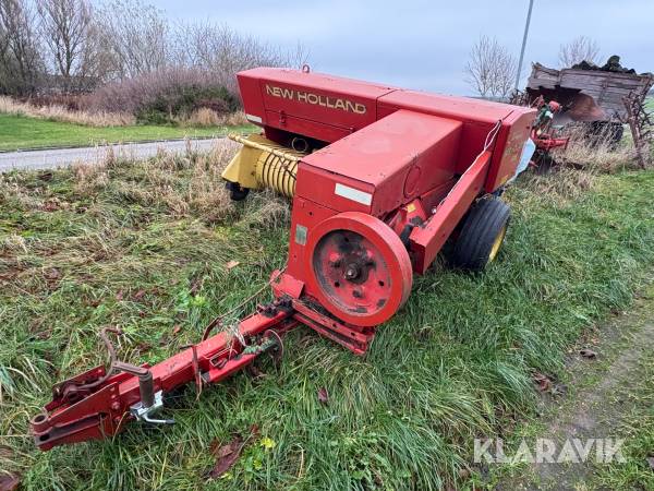 Ballepresser New Holland 276 