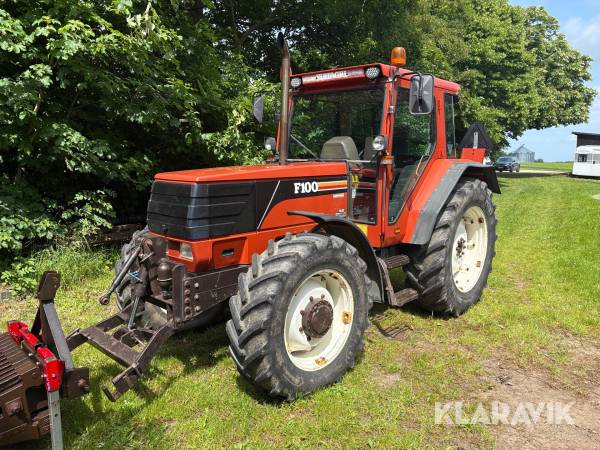 Traktor Fiat F100 DT