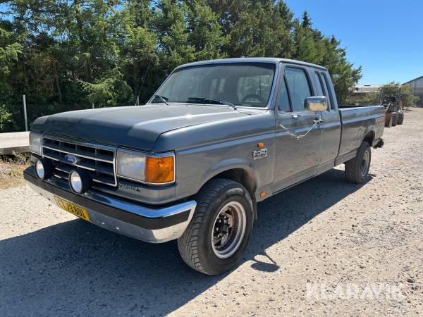 Ford F250 XLT LARIAT