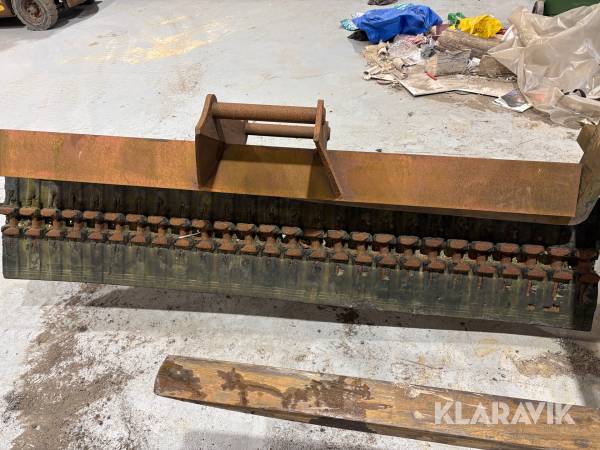 Gummikost til grave maskine