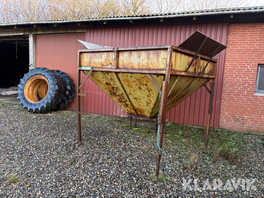 Fødekasse til kartoffel sortering