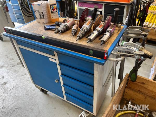 Værkstedvogn med udstyr